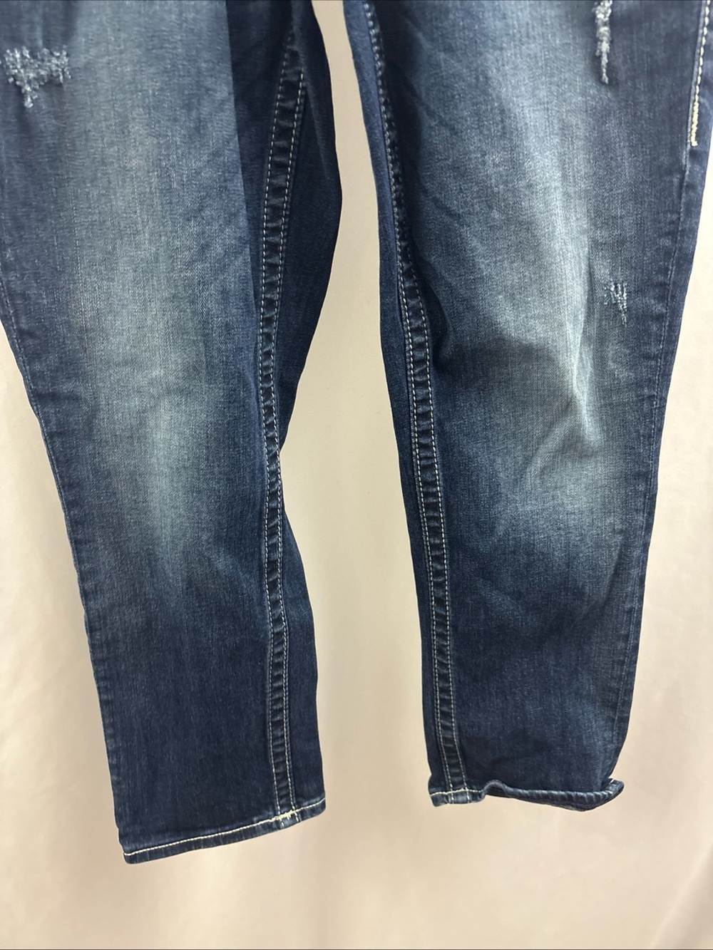 Vigoss The Dublin Capri Women’s Size 7/8 Length 23 Distressed Jeans - Picture 4 of 10